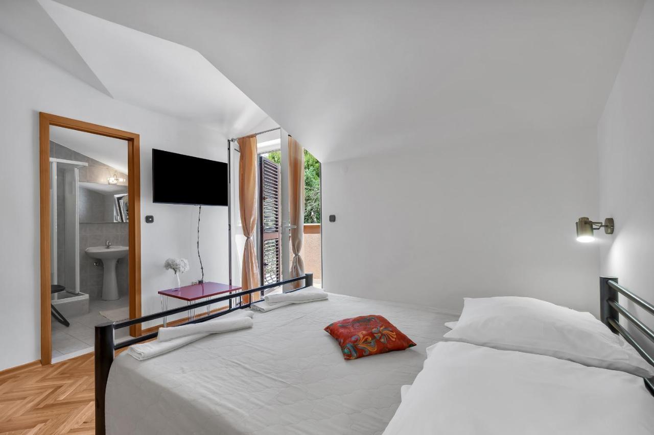 Guest House Lazeta Duće 外观 照片
