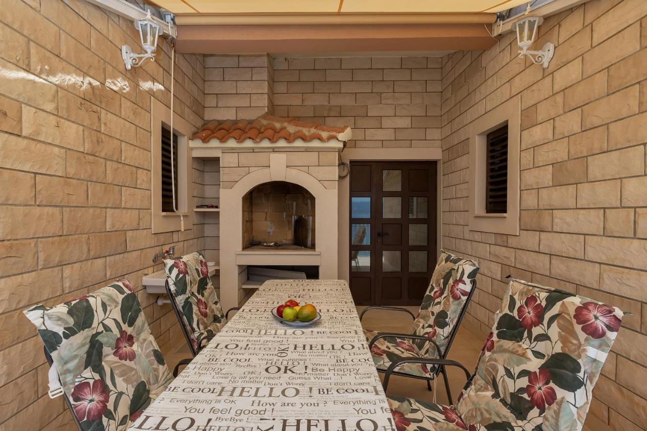 Guest House Lazeta Duće 外观 照片